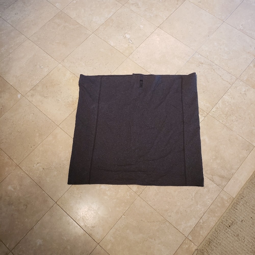 Lululemon Versatile Scarf / Shawl